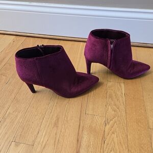 Old Navy Velvet Heeled Boots - Deep Purple